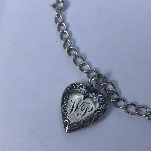 Vintage Sterling Silver Bracelet with Lockets 1899 - Picture 9 of 9